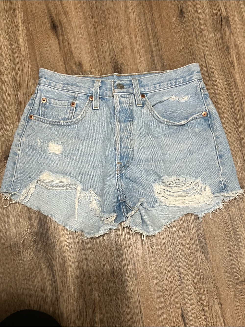 Levi’s 501 Cutoff Jeans size 26 Light Wash